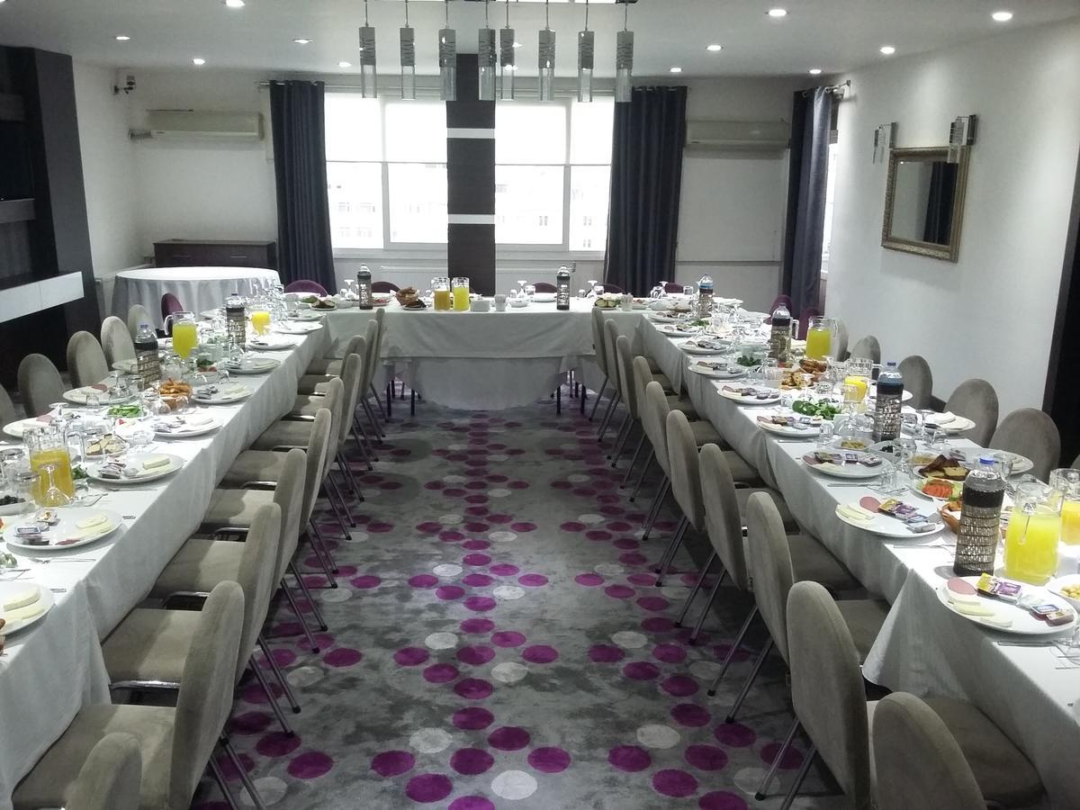 Hande Hotel Mustafakemalpaşa Екстериор снимка