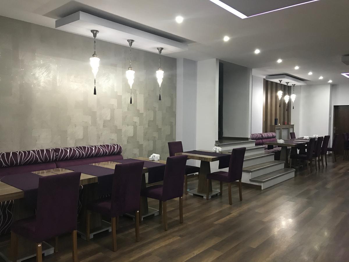 Hande Hotel Mustafakemalpaşa Екстериор снимка