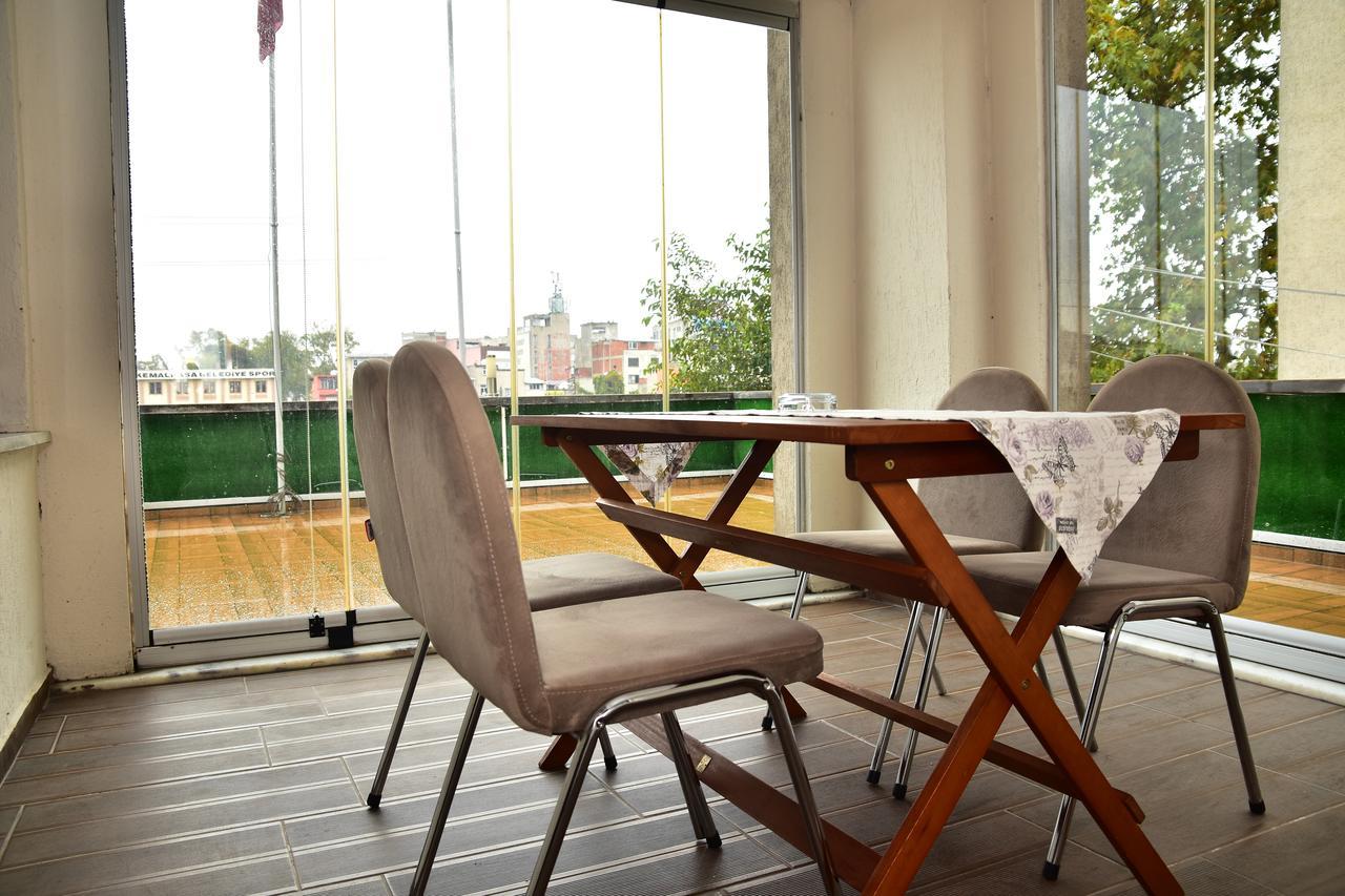 Hande Hotel Mustafakemalpaşa Екстериор снимка